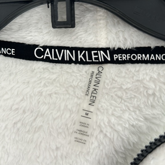 COZY!! Calvin Klein zip up fleece size medium.  Never worn!  So cozy! Has a hood - Picture 3 of 4